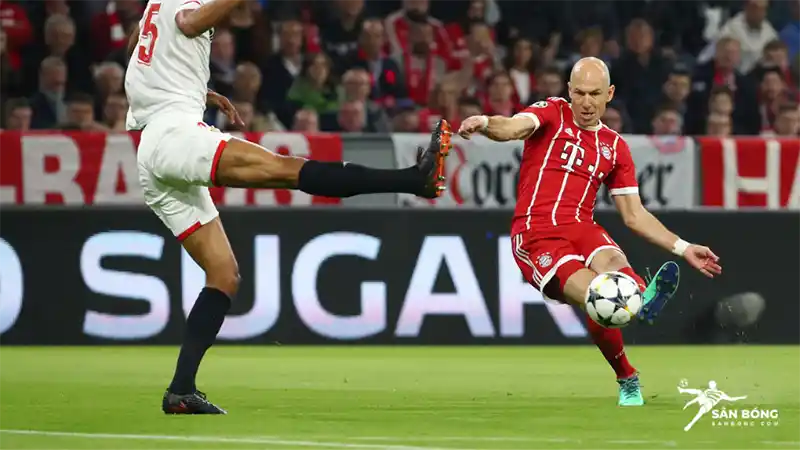 Arjen Robben - Người rẽ trái suốt sự nghiệp trên sân cỏ