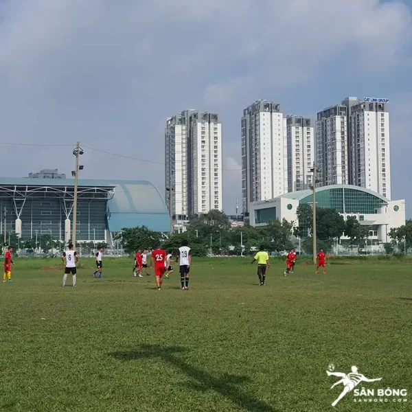 Sân Bóng Đá Phú Thọ - Sân Bóng Số 1: Quận 11, HCM